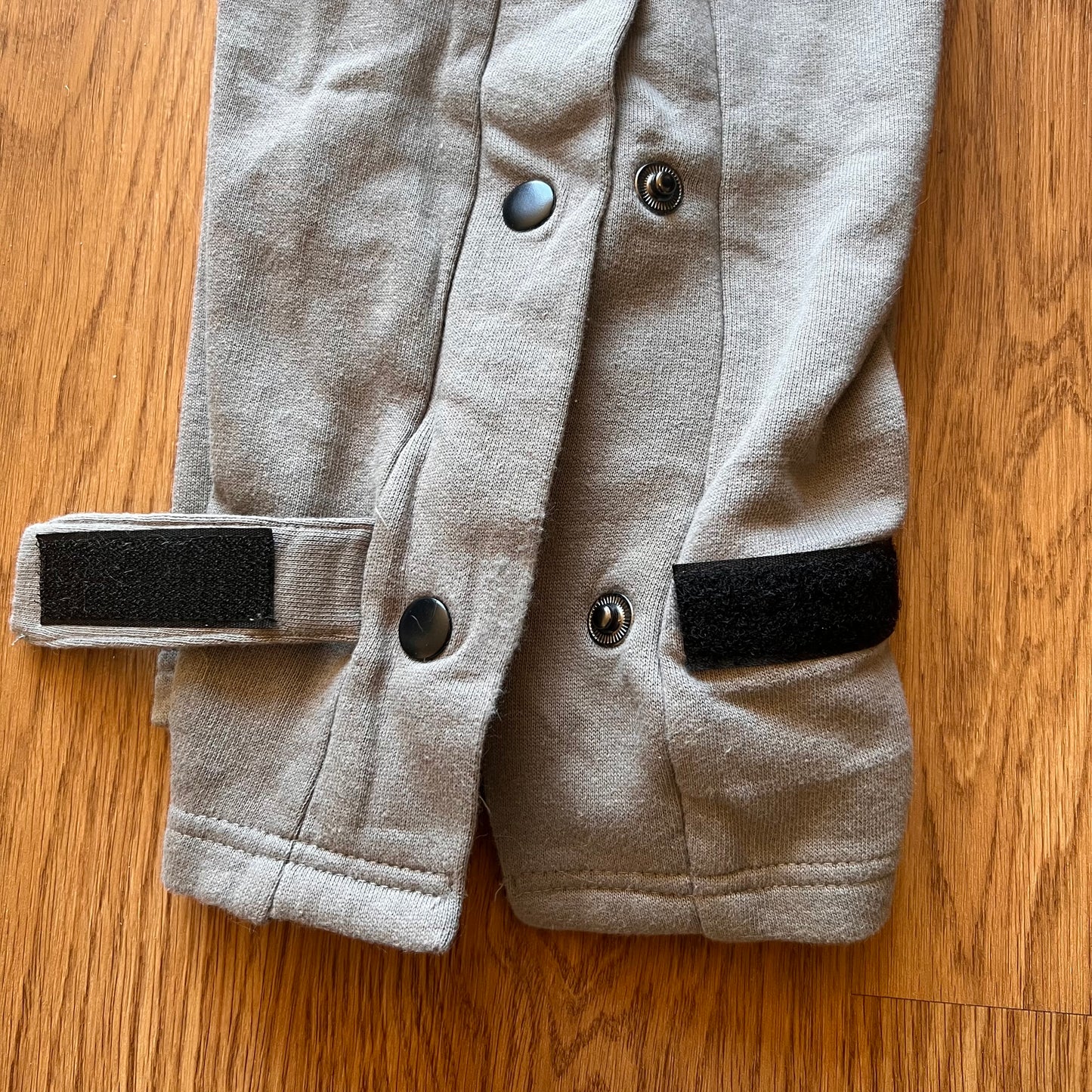 Side snap sweatpants