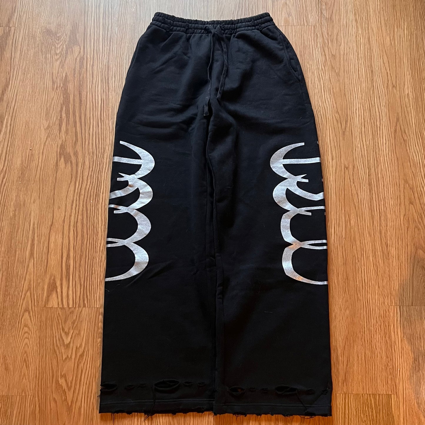 HMDD Black Radar Sweats