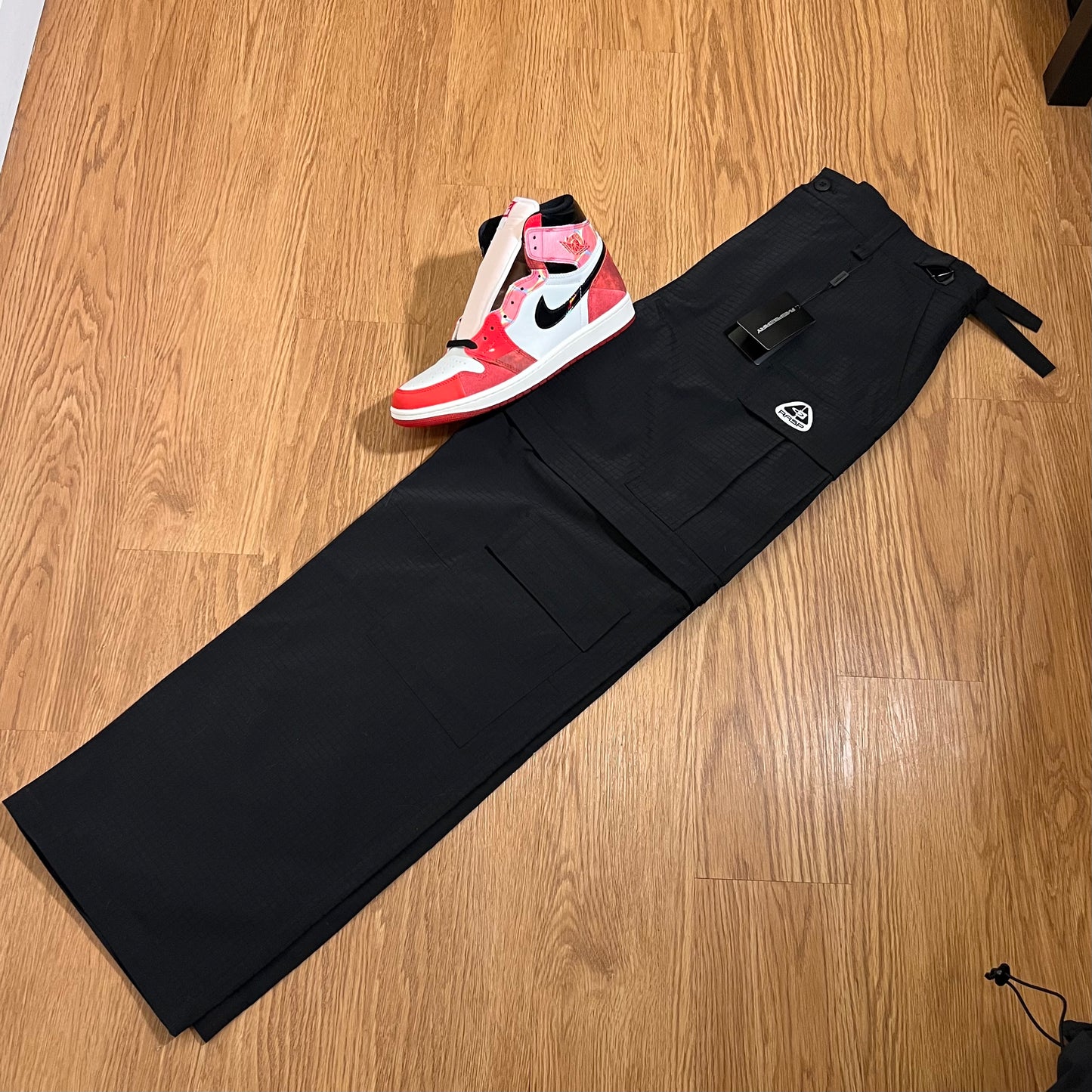 GV Gallery Asphalt cargo pants